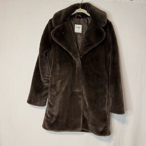 Abercrombie & Fitch Brown Faux Fur Coat Size S